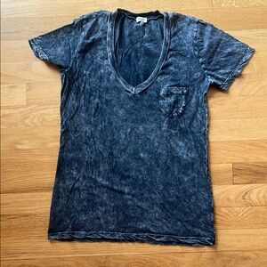 Women's Splendid V-Neck Top Size Small